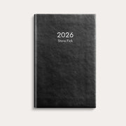 Kalender Stora Fick 2026 svart konstläder