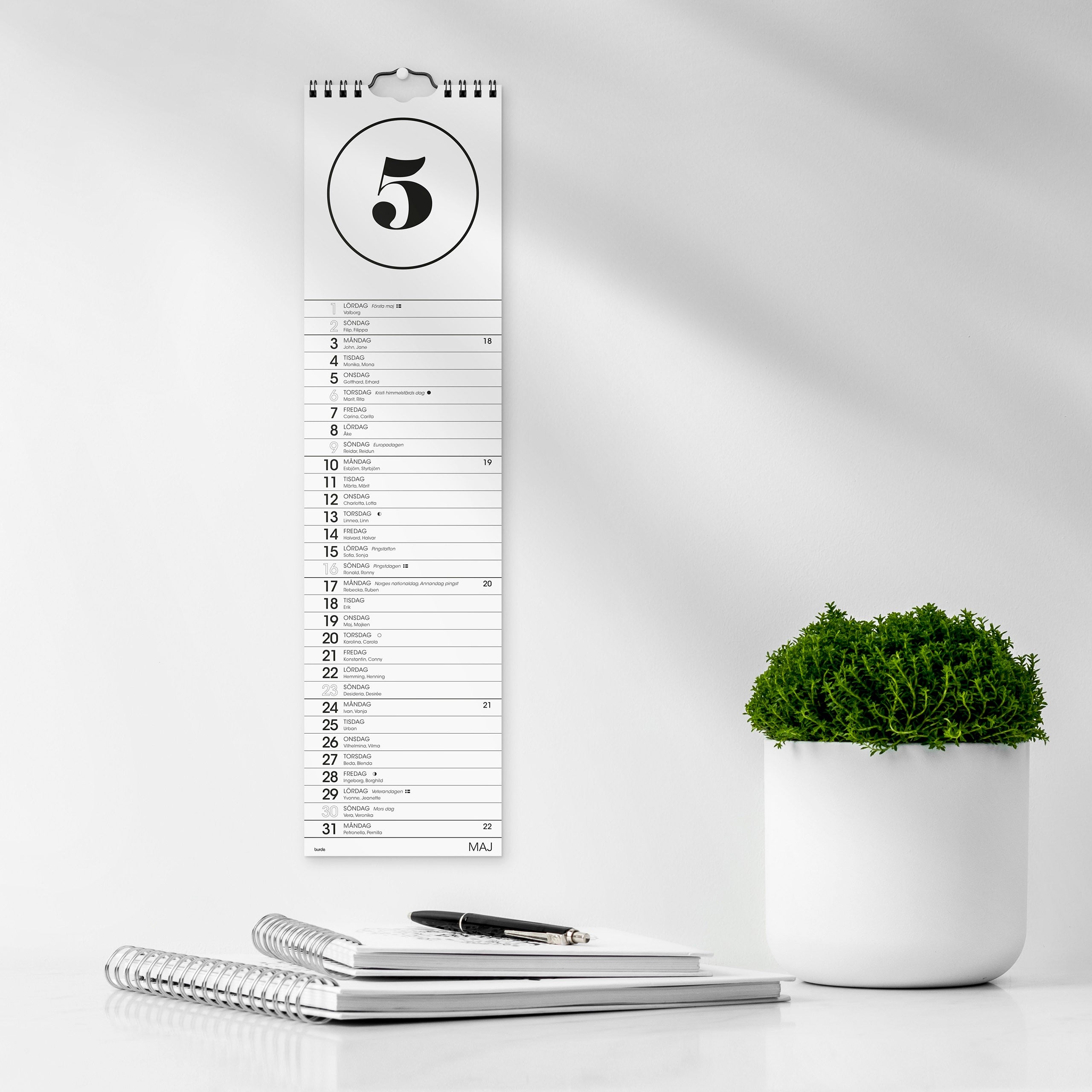 Väggkalender 2027 Simple