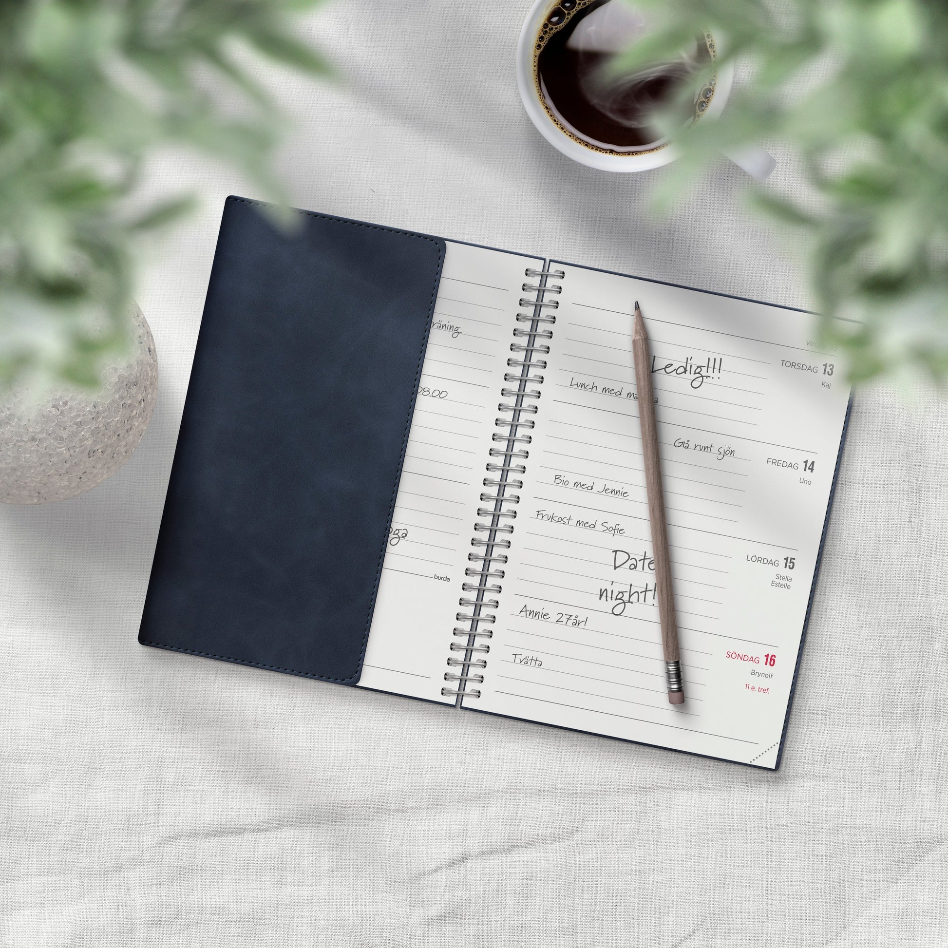 Kalender 2026 Senator A6 Twist blå – lifestyle