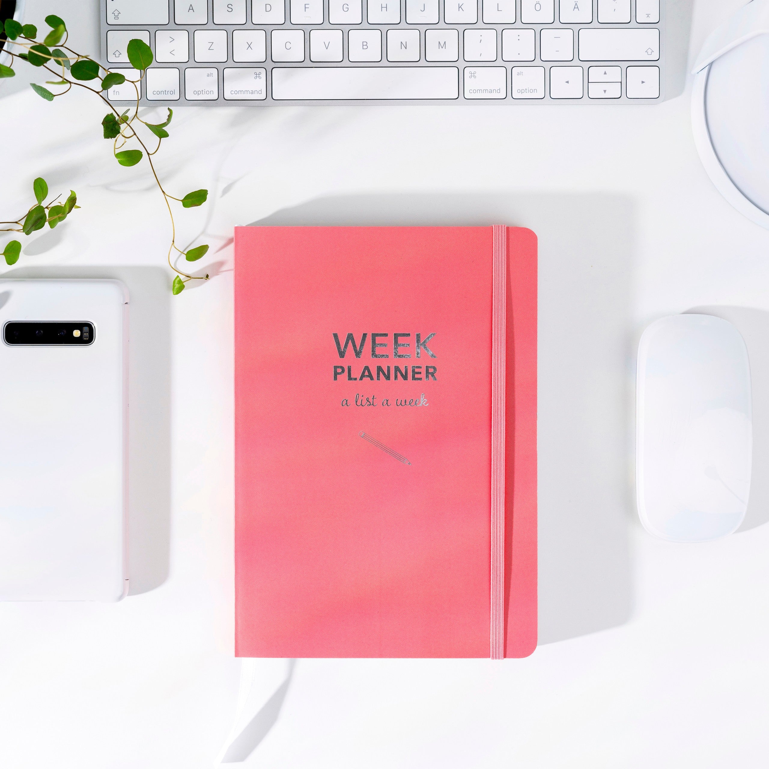 Week Planner undated pink