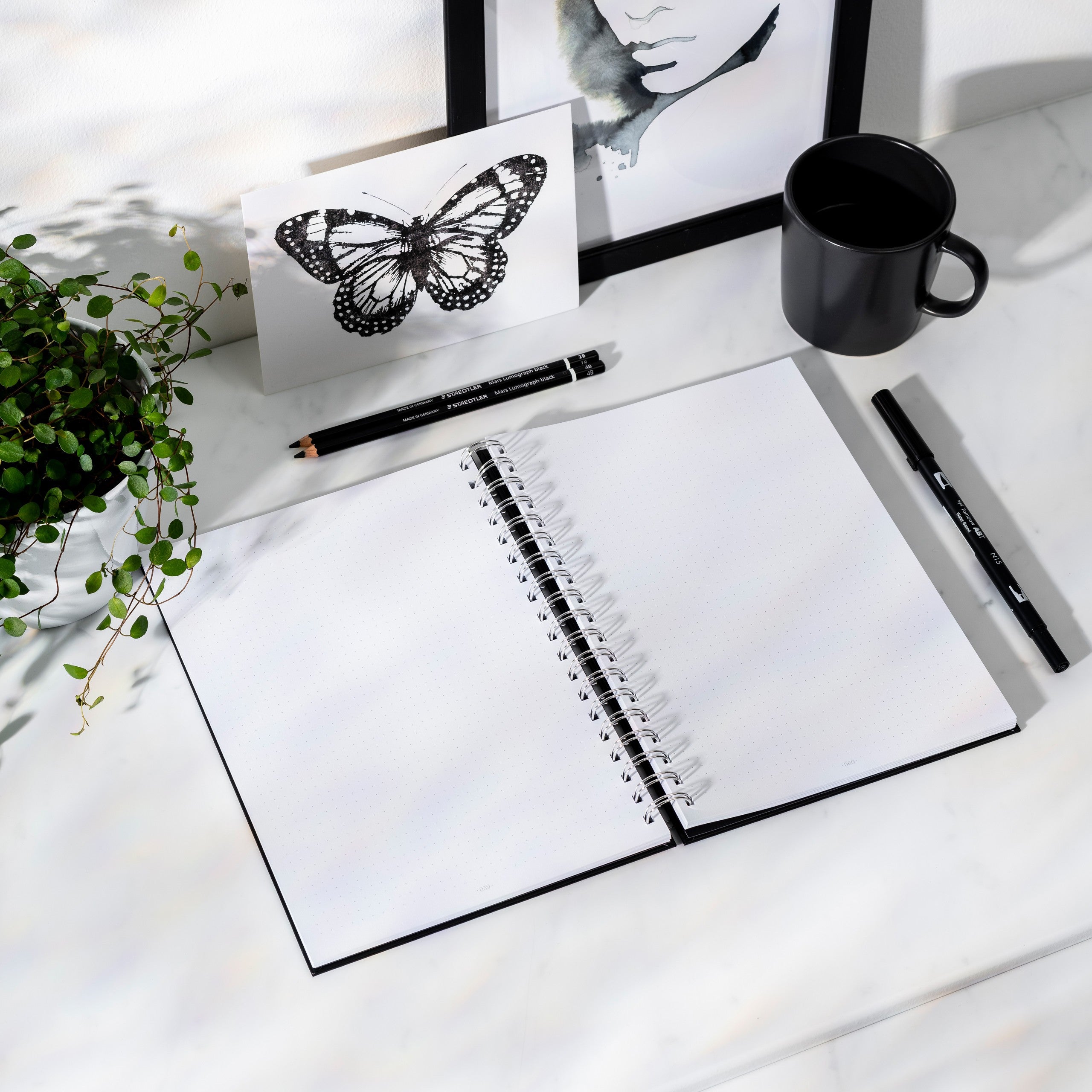 Dotnotes B5 Black