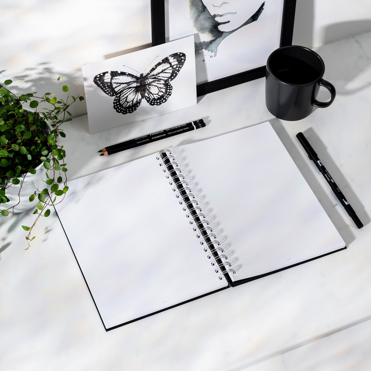 Dotnotes B5 Black